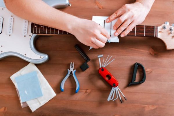 Top Benefits of Joining a guitar setup course