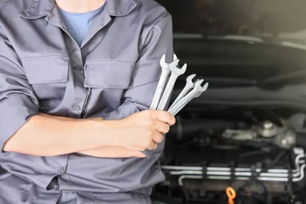 Best Tyres Near Me for Long Lasting Performance and Safety