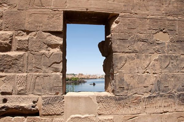 Unlocking the Secrets of Egyptian Hieroglyphics