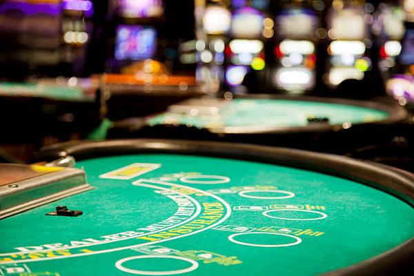 Reviewing the Main Platform Options of an online casino Singapore